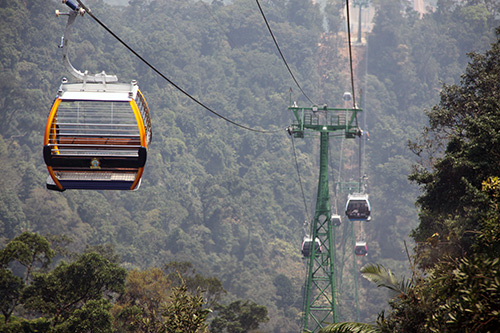 C&aacute;p treo B&agrave; N&agrave; lập 4 kỷ lục ch&iacute;nh thức hoạt động