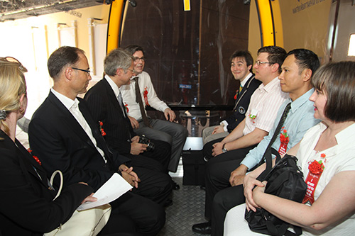 C&aacute;p treo B&agrave; N&agrave; lập 4 kỷ lục ch&iacute;nh thức hoạt động