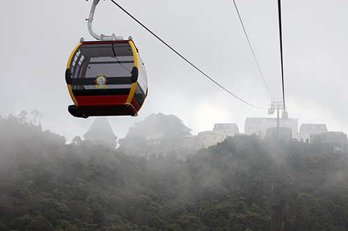 C&aacute;p treo B&agrave; N&agrave; lập 4 kỷ lục ch&iacute;nh thức hoạt động