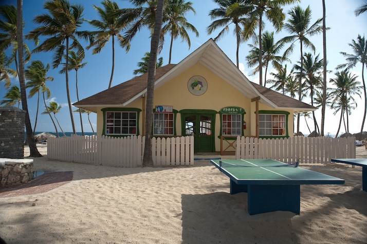 Th&aacute;m hiểm những đảo hấp dẫn nhất biển Caribe