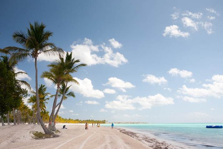 Th&aacute;m hiểm những đảo hấp dẫn nhất biển Caribe