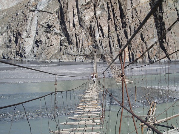 Cầu treo Hussaini - Pakistan