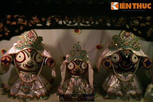 Sri Thenday Yutthapani7