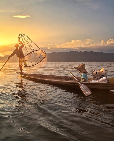 Bức ảnh bàn tay cụ bà ở Hội An được National Geographic đánh giá cao