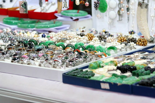 Dinh Cậu - Chợ đ&ecirc;m rực s&aacute;ng tr&ecirc;n "đảo ngọc"