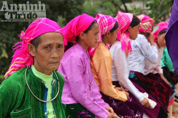 Khau Vai chợ "t&igrave;nh một đ&ecirc;m", H&agrave; Giang