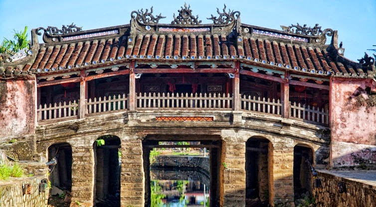 ch&ugrave;a Cầu4