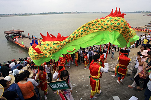 N&eacute;t đẹp t&igrave;nh y&ecirc;u trong Lễ hội Chử Đồng Tử-Ti&ecirc;n Dung 