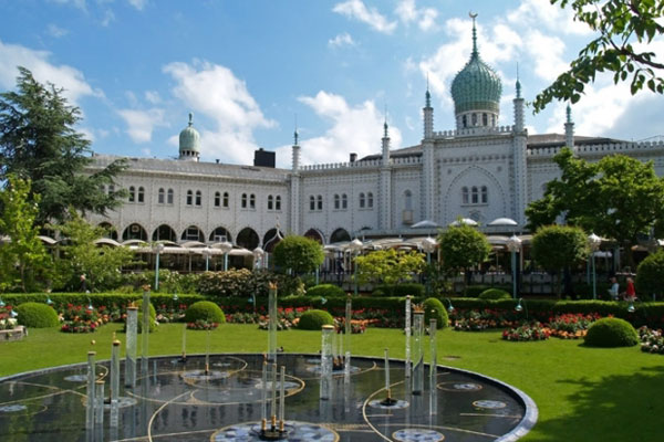 Cong vien giai tri Tivoli