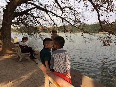 Địa điểm vui chơi ngày 20/10 tại Hà Nội: Hồ Hoàn Kiếm Địa điểm vui chơi ngày 20/10 tại Hà Nội: Hồ Hoàn Kiếm
