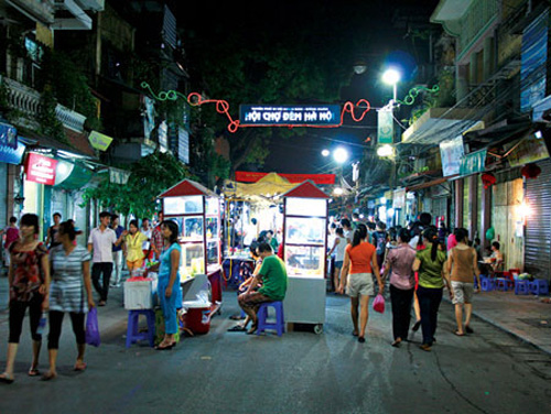 Tuyến phố đi bộ tại Hà Nội