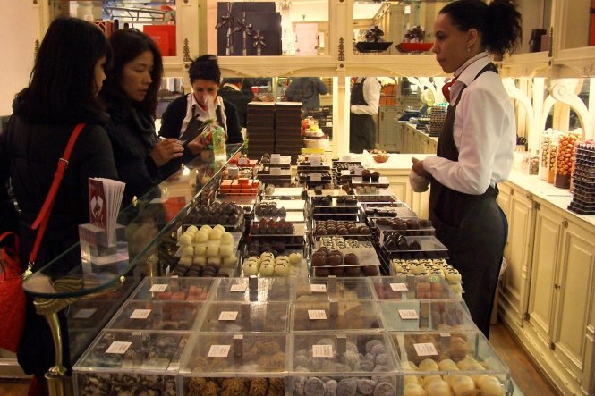 Bảo t&agrave;ng chocolate Bỉ