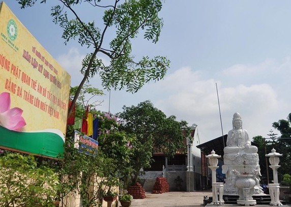 Tượng bồ t&aacute;t lớn nhất Việt Nam