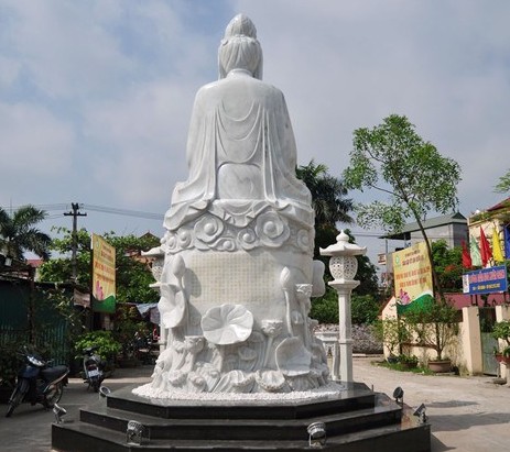 Tượng bồ t&aacute;t lớn nhất Việt Nam