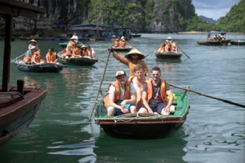 L&agrave;ng ch&agrave;i Cửa Vạn