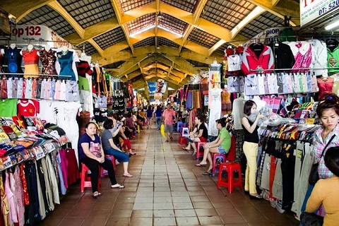 Mua sắm ở chợ Bến Thành