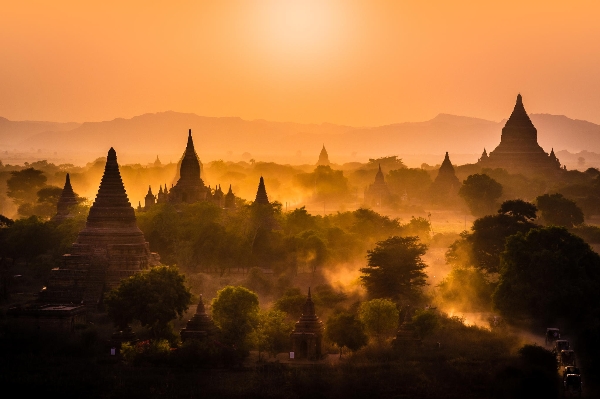 Quần thể ch&ugrave;a Bagan - Myanmar