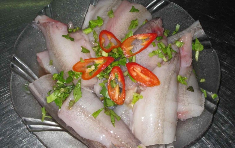 Lẩu c&aacute; khoai