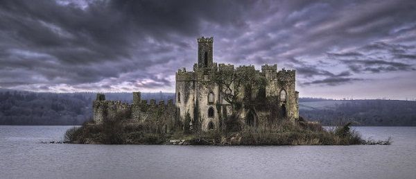 Lâu đài The Ruins