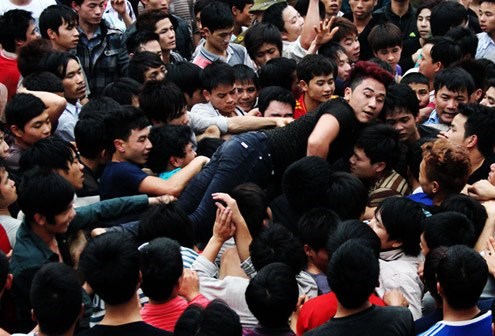 le hoi da cau ruoc phet 