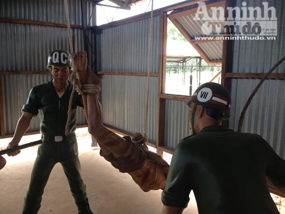 Những kiểu tra tấn man rợ nhất tại nh&agrave; t&ugrave; Ph&uacute; Quốc