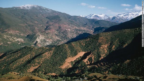 Chinh phục 7 đỉnh n&uacute;i h&ugrave;ng vĩ nhất ch&acirc;u Phi