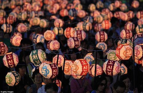 Lễ Phật Đản rực rỡ ở Seoul