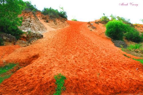 Ngất ngay trước nhan sac do cua suoi tien mui ne