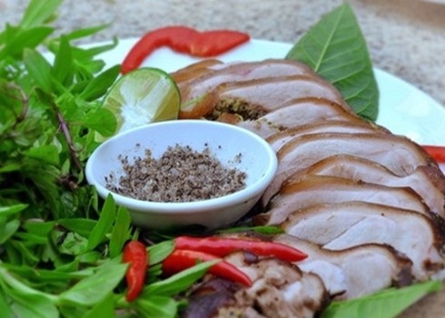  Thơm lừng m&oacute;n thịt lợn M&aacute;n của người Mường