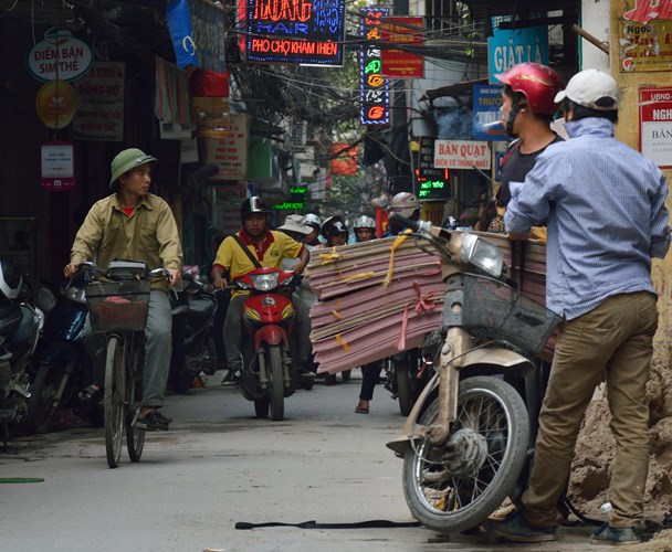 Phó nháy Tây chia sẻ những hình ảnh chỉ có ở Việt Nam