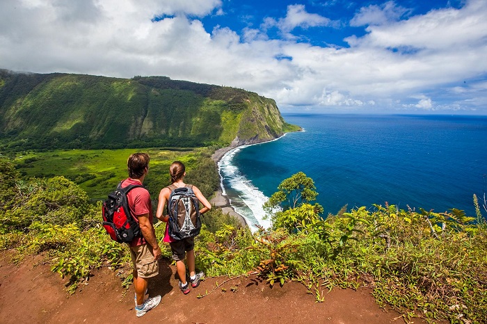 Đừng quên chuẩn bị balo nhỏ nếu bạn đang băn khoăn không biết đi Hawaii cần chuẩn bị gì