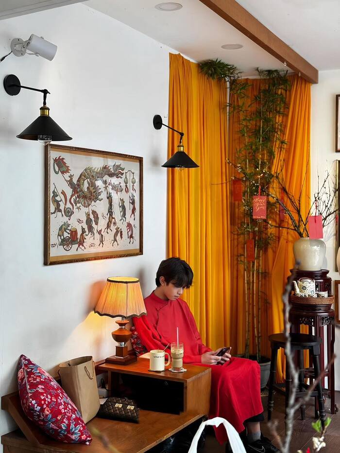 quán cafe trang trí Tết đẹp ở TP HCM với concept Tết cổ truyền 