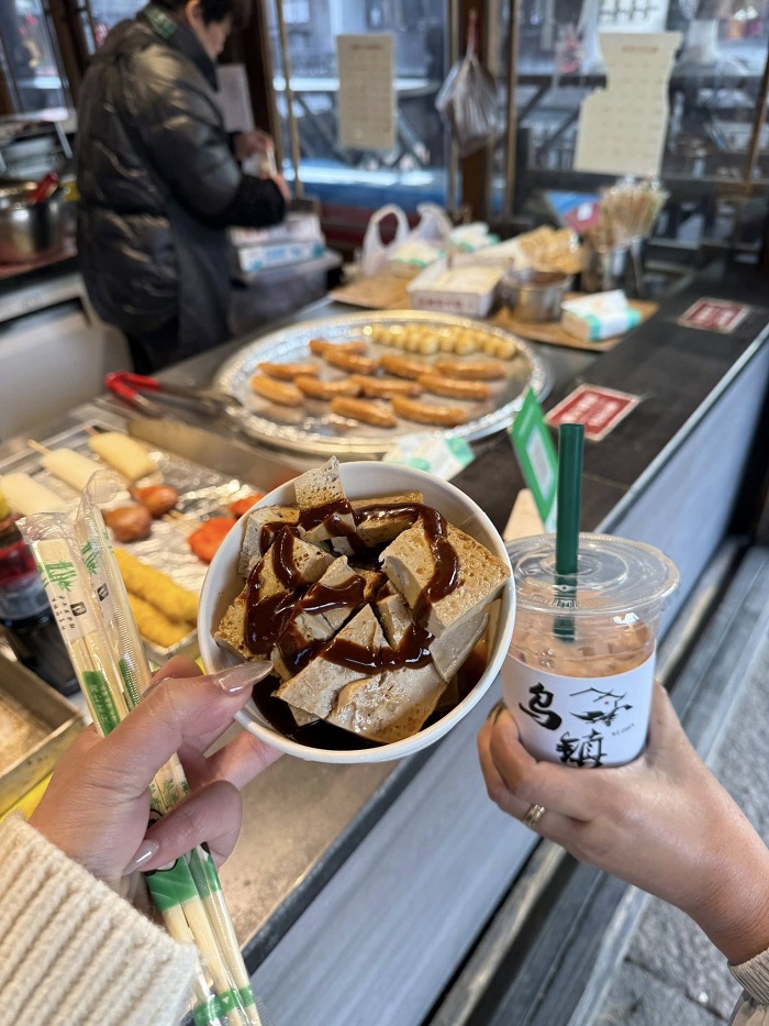 Thưởng thức những món ngon khi du lịch Ô Trấn Trung Quốc