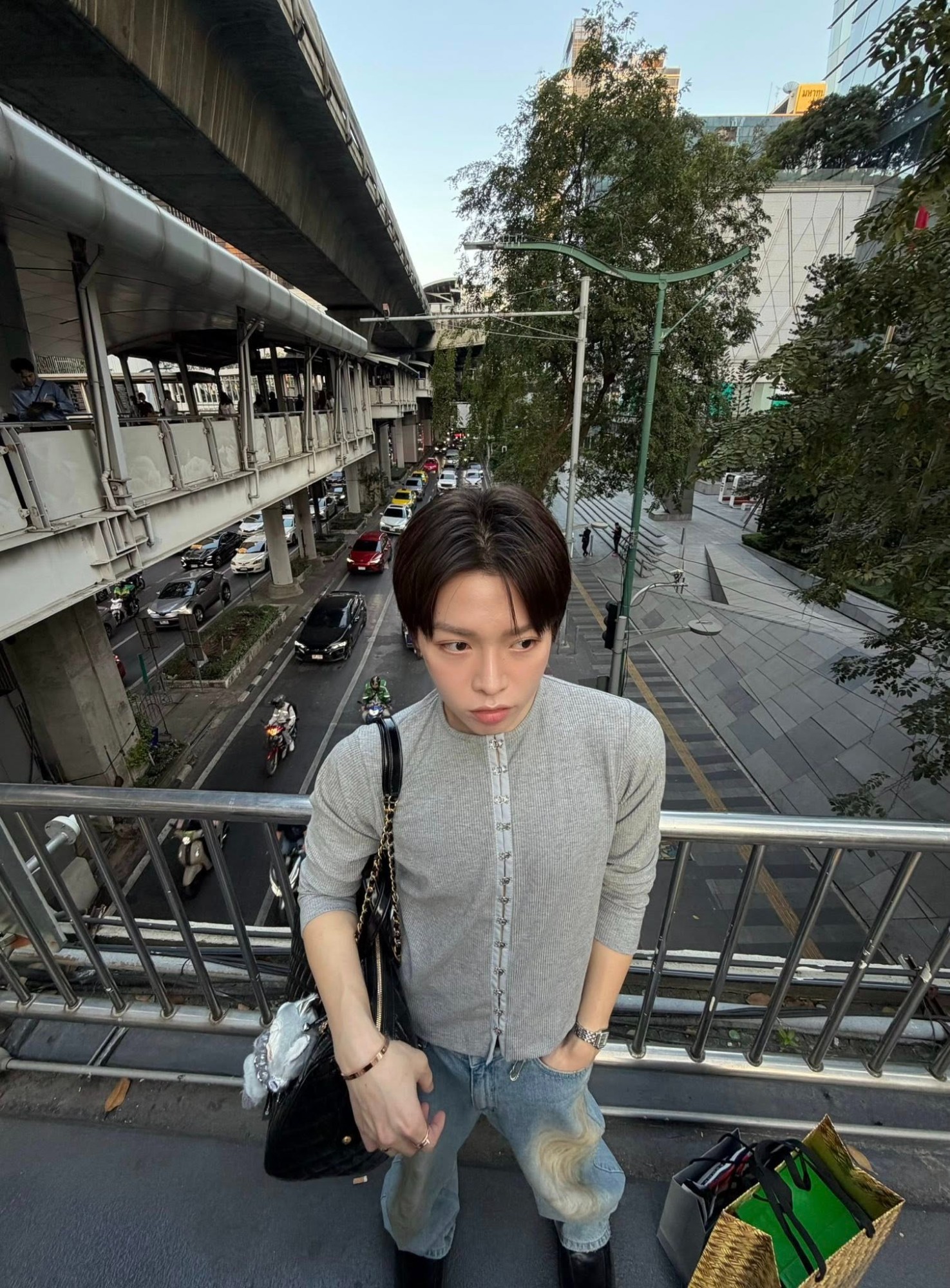 Đức Phúc ngày càng trẻ trung. 