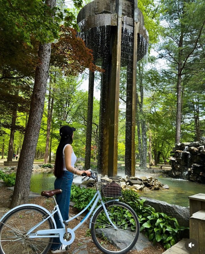 Mùa xuân Hàn Quốc nên đi đâu, Khung cảnh nên thơ tại Vườn Seoraksan