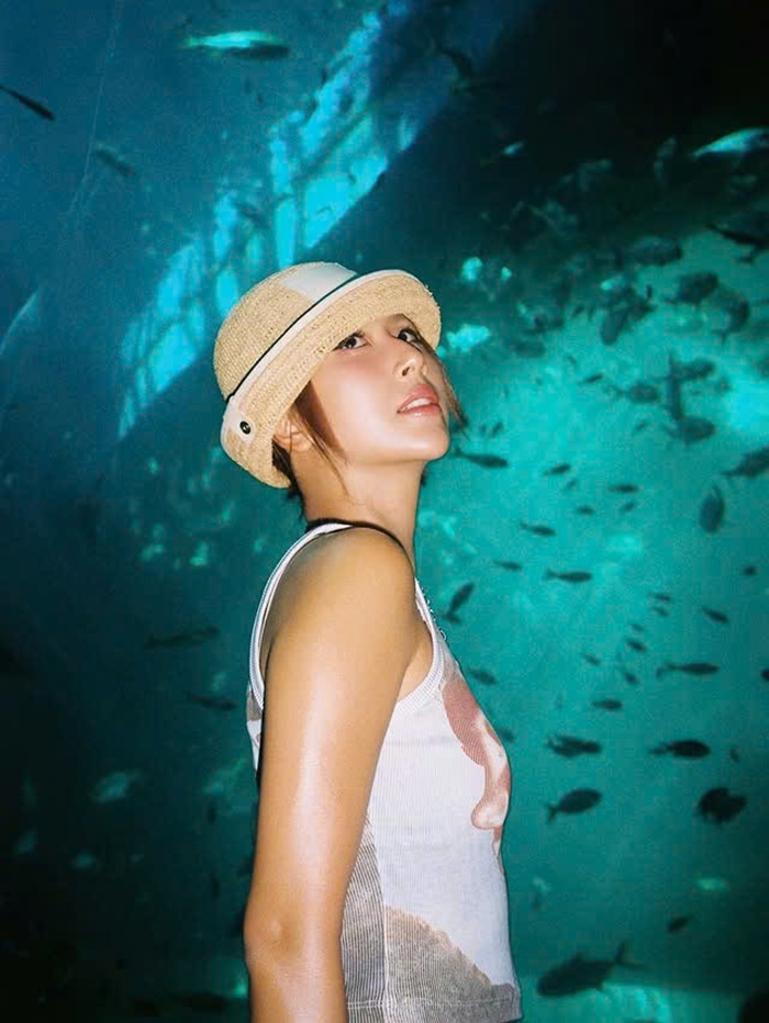 Quỳnh Anh Shyn check-in sang chảnh tại Cung điện Hải Vương. Ảnh: Instagram nhân vật