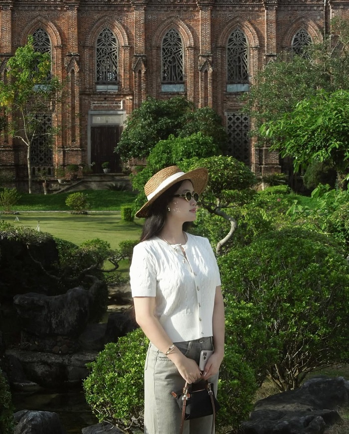 Đan viện Thánh Mẫu Châu Sơn Ninh Bình với nhiều góc check in đẹp