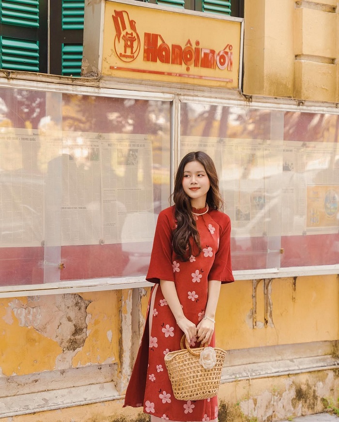 Tòa soạn báo Hà Nội Mới là địa điểm chụp áo dài Tết đẹp ở Hà Nội với kiến trúc cổ kính