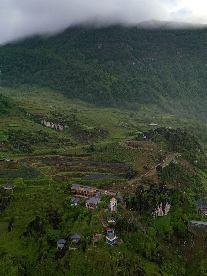 Du lịch bản Hang Đá Sapa mùa nào cũng đều đẹp