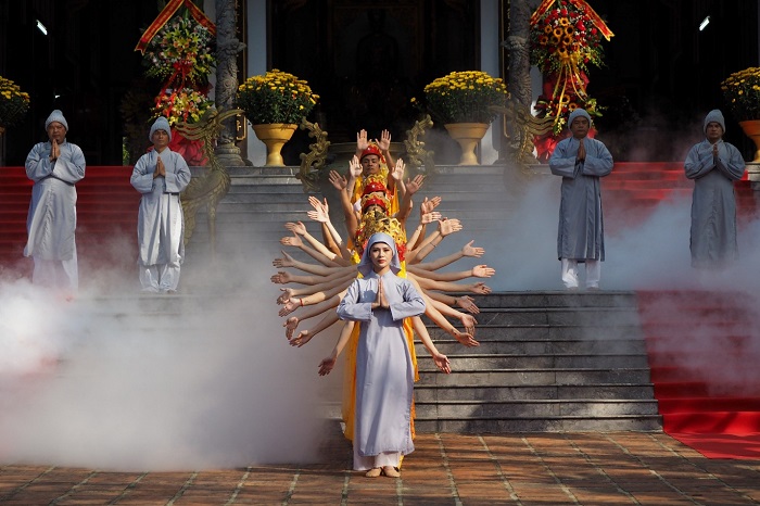 Lễ hội đền Huyền Trân là lễ hội Tết ở Huế