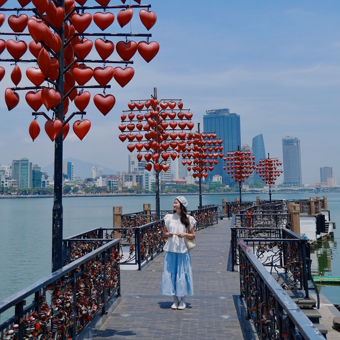 Lịch trình 2 ngày du lịch Đà Nẵng dịp Tết check in các cây cầu nổi tiếng 