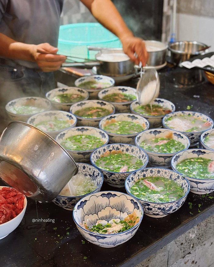 Bún Quậy Kiến Xây mở cửa xuyên Tết