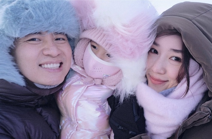 Khoảnh khắc siêu dễ thương của gia đình Salim. Ảnh: FBVN