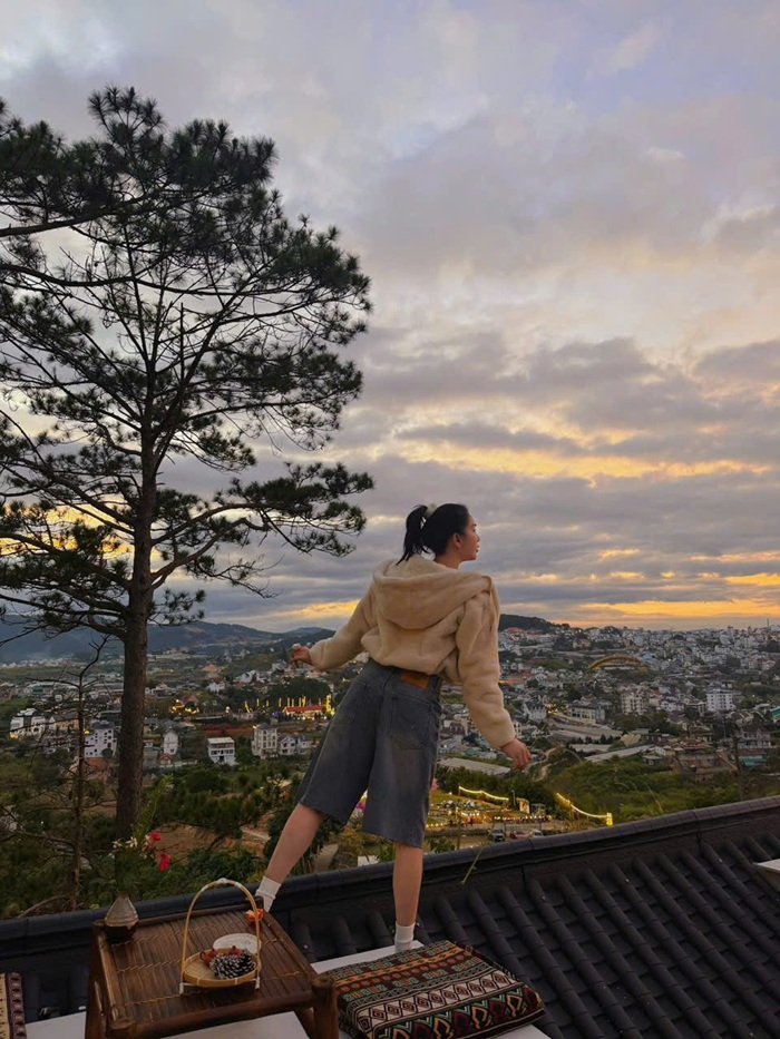 Vóc dáng gây thương nhớ của cô nàng nội y. Ảnh: FBNV.