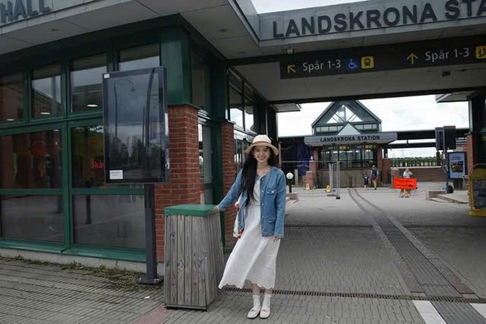 Trương Tịnh Nghi làm người hâm mộ đốn tim với nụ cười tỏa nắng. Ảnh: Instagram nhân vật