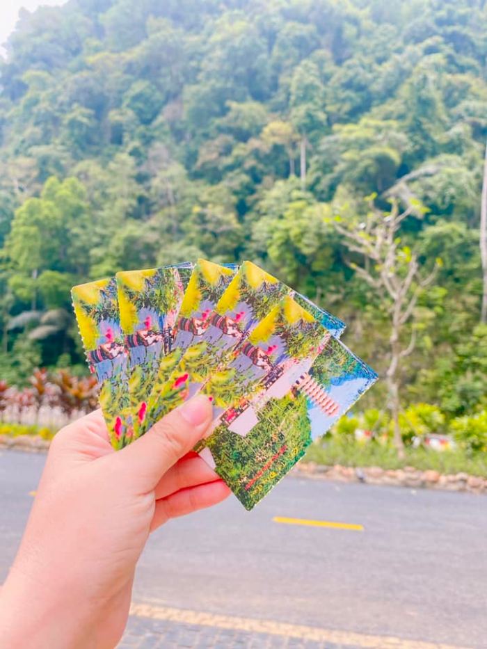 Vé thăm cổng trời Đông Giang 