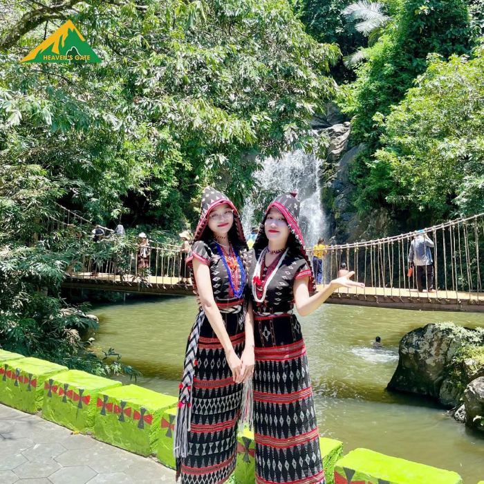 Đường đến cổng trời Đông Giang 