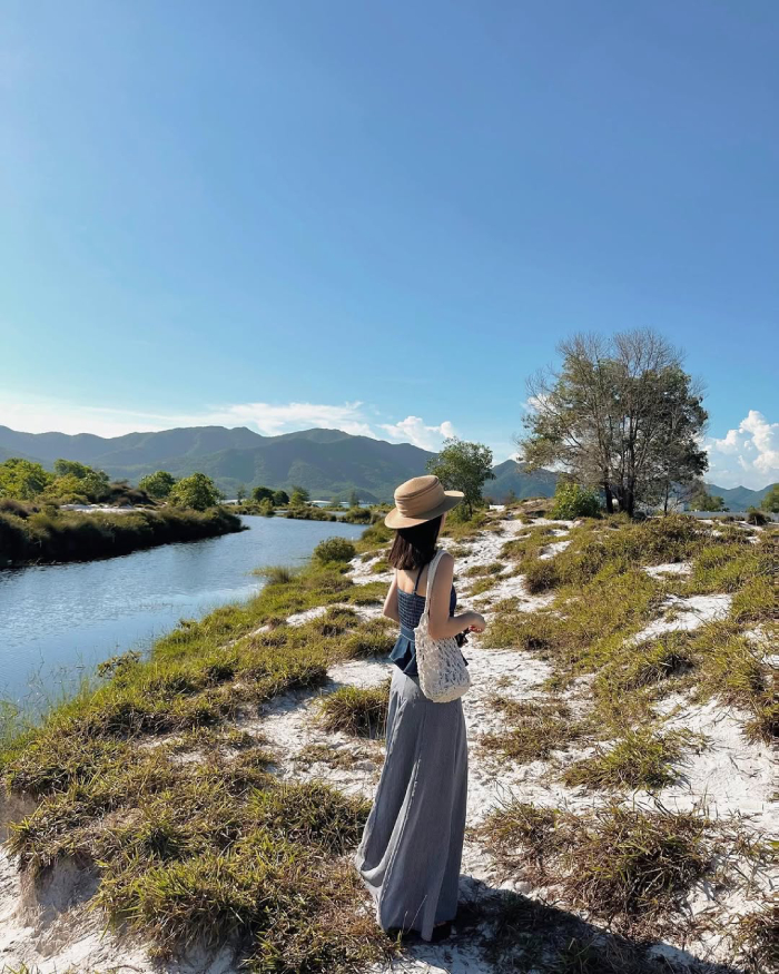 Đảo Quan Lạn đẹp ở mọi góc độ