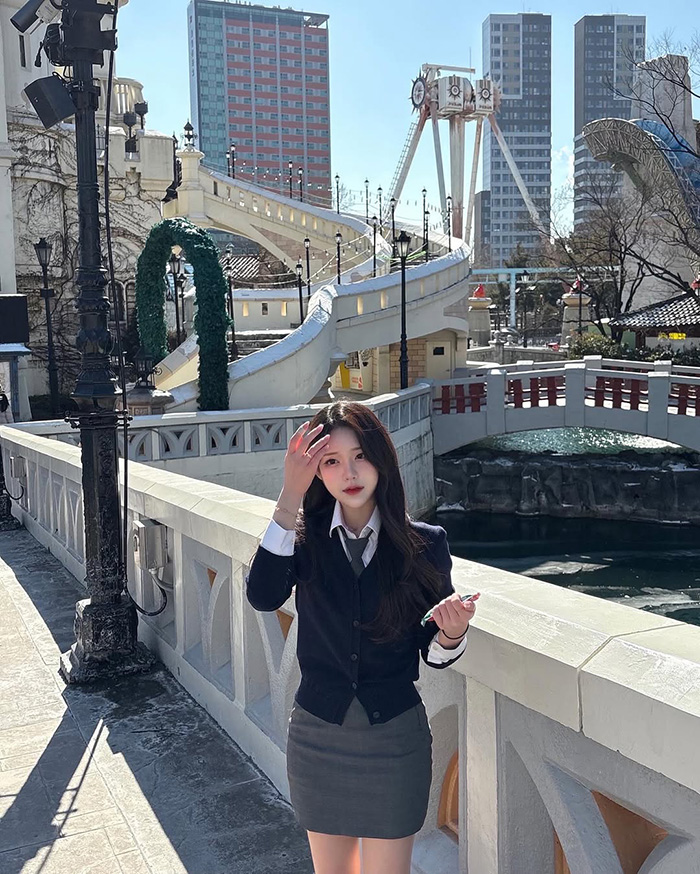 Mua vé máy bay tới công viên lotte world Hàn Quốc