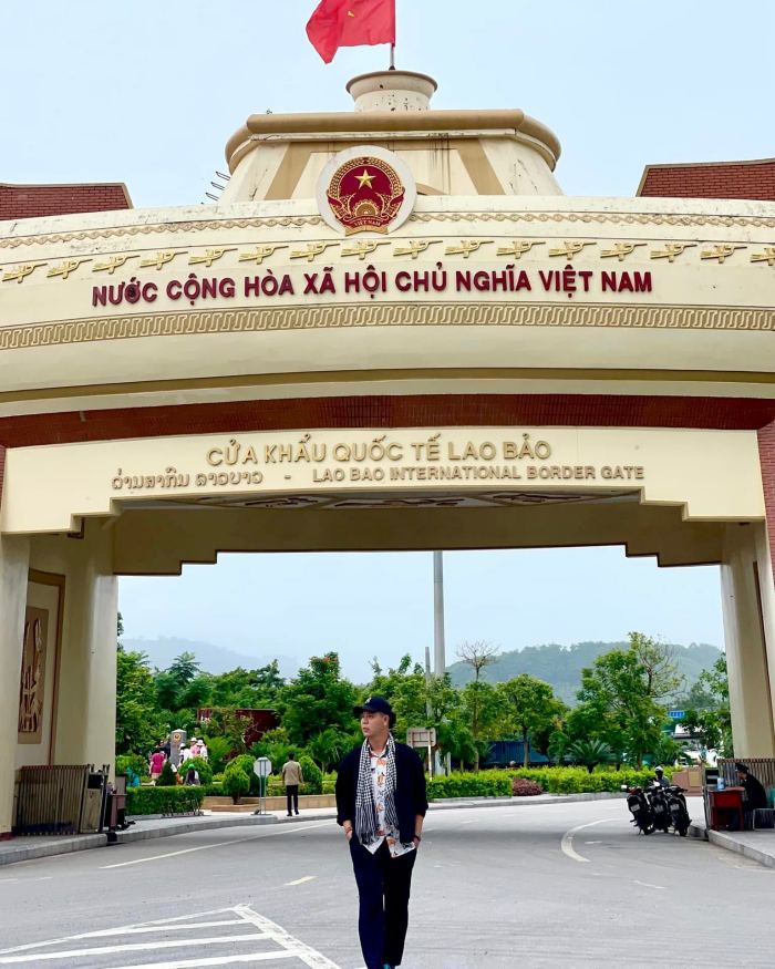 di chuyển đến cửa khẩu Lao Bảo Quảng Trị 